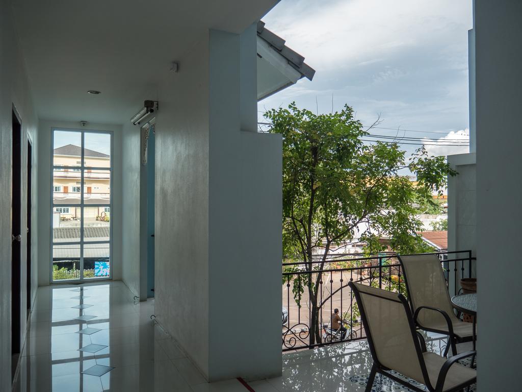 Crystal Nongkhai Hotel Nong Khai Exterior foto